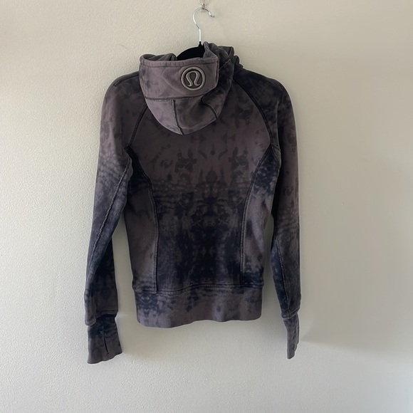 Lululemon Scuba Hoodie - Picture 2 of 2
